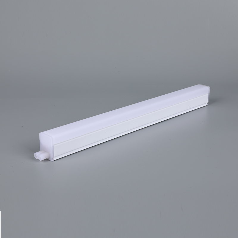 Wide irradiation range LED T5 batten with switch 4w 8w 12w 16w 20w